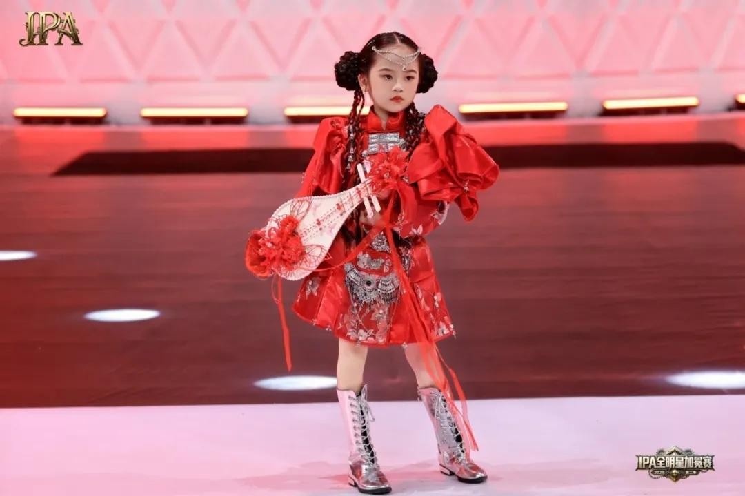 1761899036295976.jpg 4.jpg