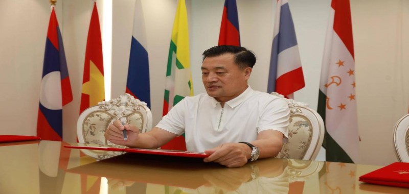 以“新质”之光,照亮共同富裕壮阔前程!——记荣膺高级智库经济学专家的郎百忠先生 以“新质”之光,照亮共同富裕壮阔前程!——记荣膺高级智库经济学专家的郎百忠先生