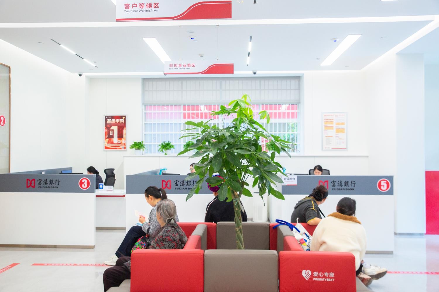 1763621683362665.jpg NEM1_20251120_C00245718270_A9991208(1).jpg