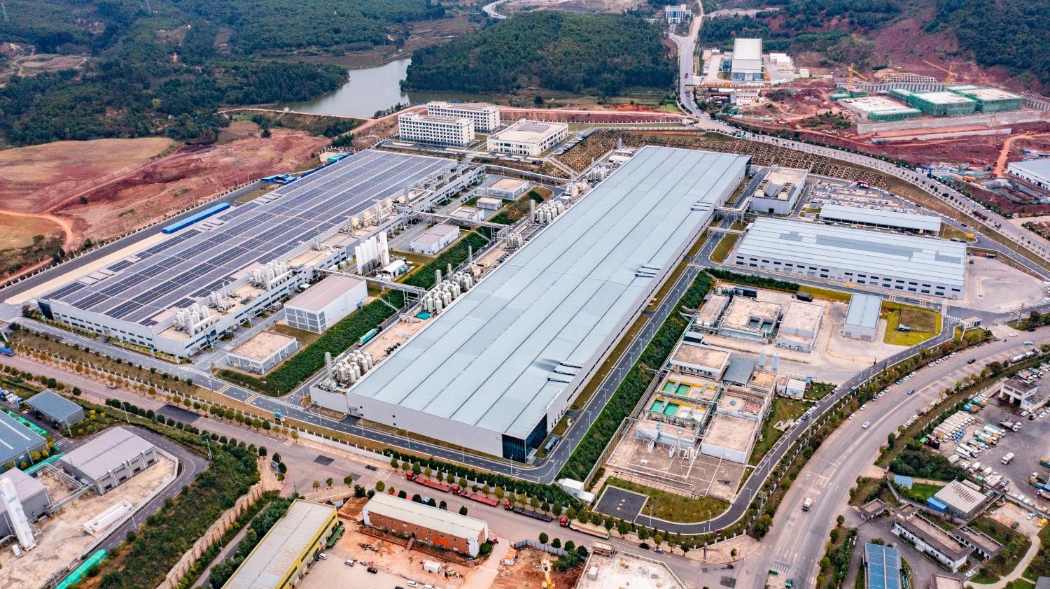 1763621729453649.jpg NEM1_20251120_C00245718270_A9991214(1).jpg