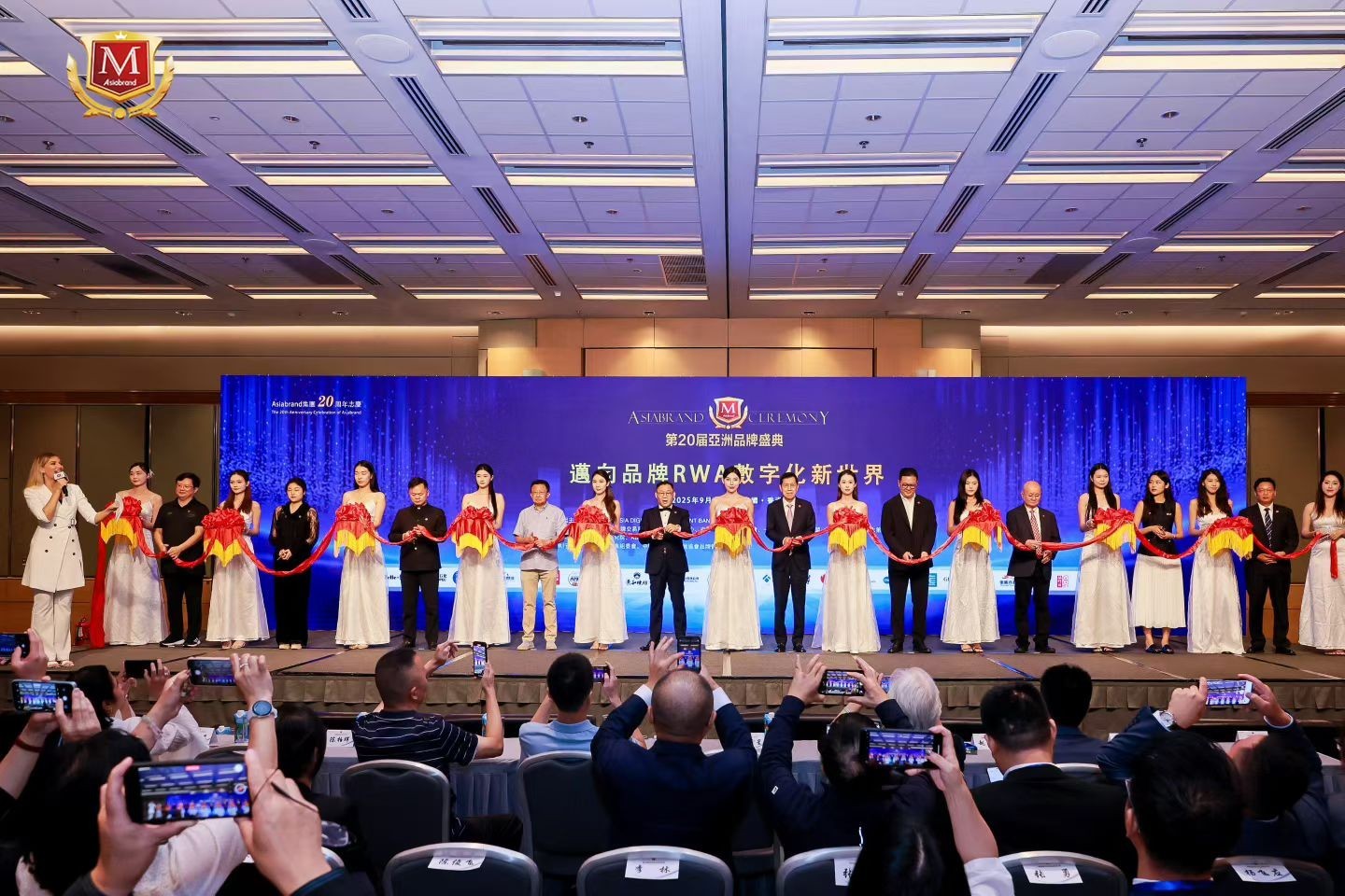 1763693039359084.jpg 4c5c5791a29c9d49574744db192253ab_00304723631_769388c4.jpg