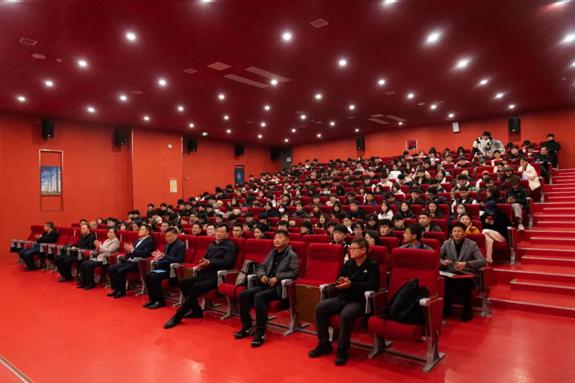 《校园全景数字可视化》项目启动暨“凤凰大讲堂”开讲仪式隆重举行