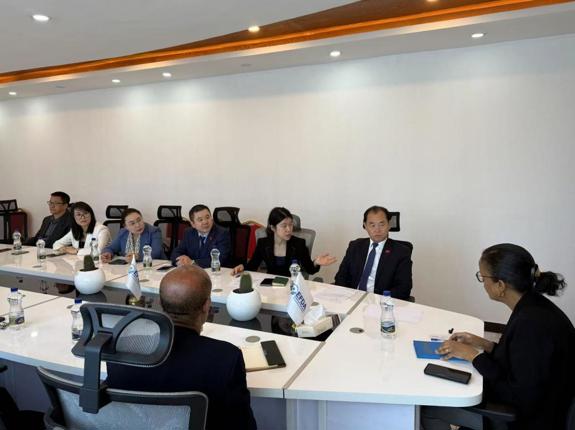 中国民族贸易促进会商务访问团访问埃塞俄比亚国家食品药品监督管理局—— 一乡一品一梦想 一带一路一世界