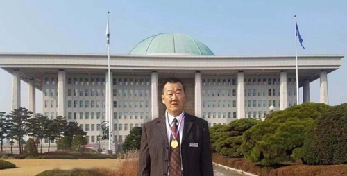 笔墨载道贺丙午  书韵传情连中外